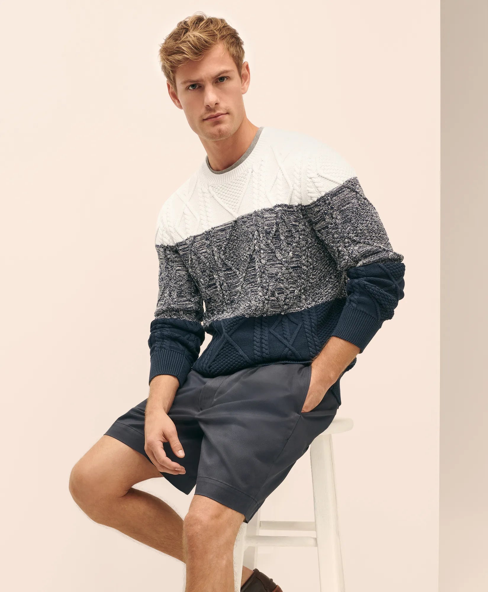 SWT COLOR BLOCK CABLE CREW Navy White St