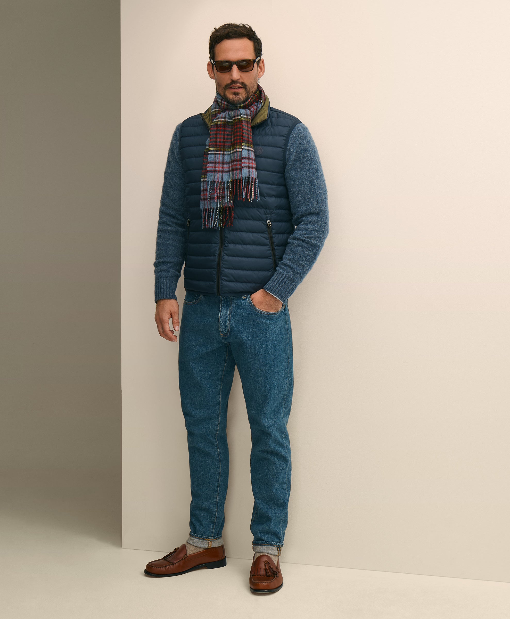 OUTFT SOLID LW DOWN VEST Navy Blazer