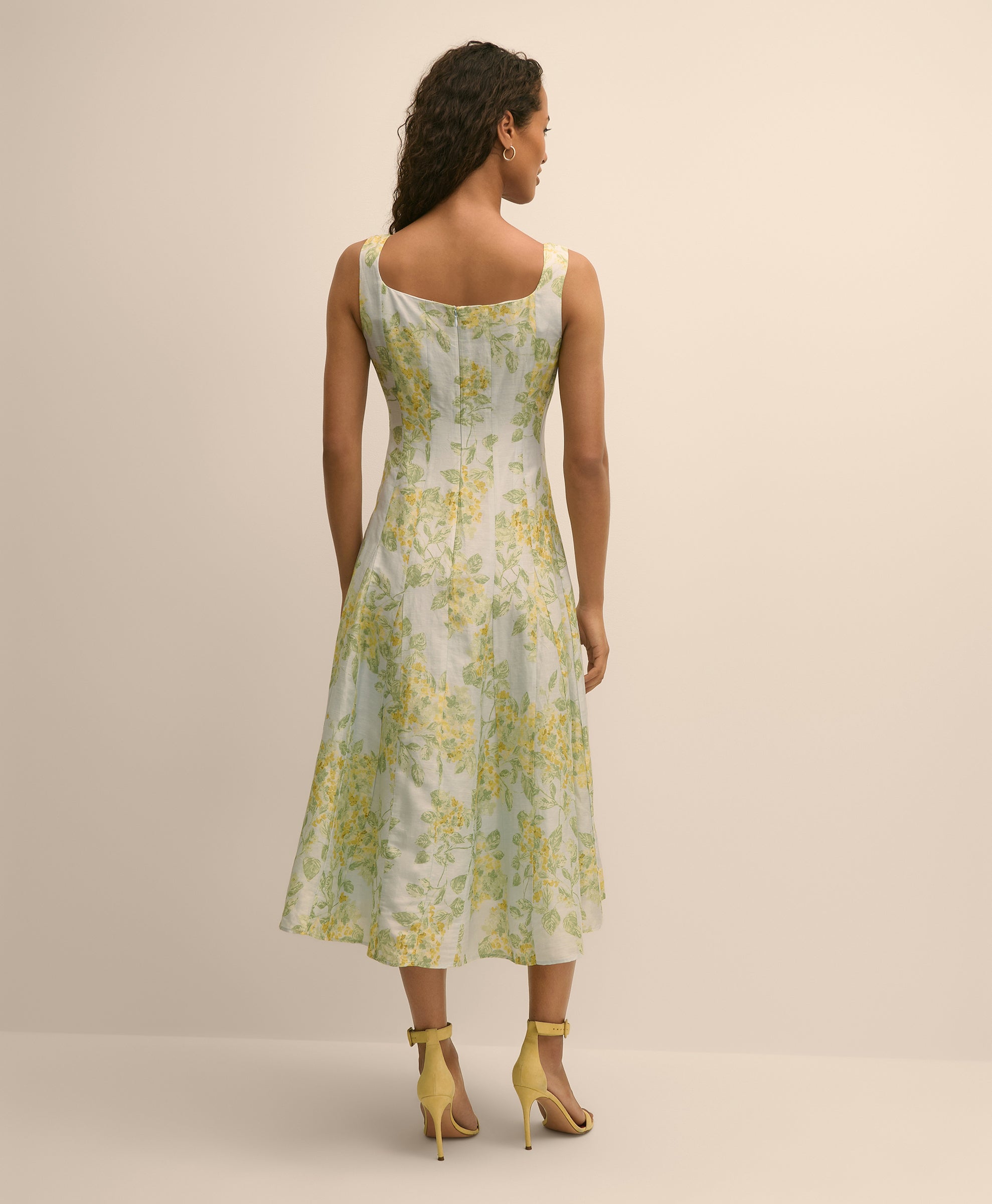 DRS LN VSCS SQUARE NECK FLORAL STRAPPY P